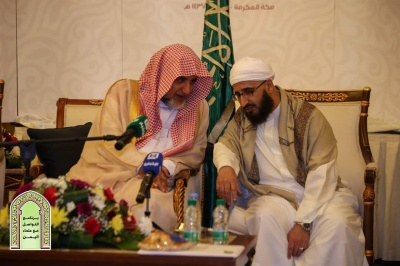 ‏وزير الشؤون الإسلامية يلتقي علماء ودعاة ..